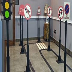 The Funny Mind Wooden Complete Set of Traffic Signals Signs with Track