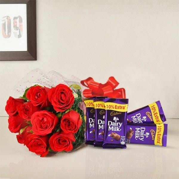 8 Red Roses Bouquet- 2 Dairy Milk Chocolate (13.2 gm) For Mother's Day Gift For Mom Friend