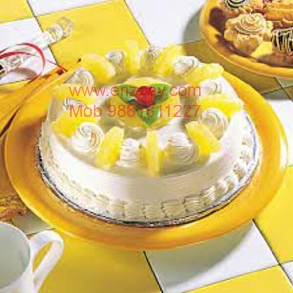 Delicious Pineapple Cake For Any Occasion , Party & Events Celebration