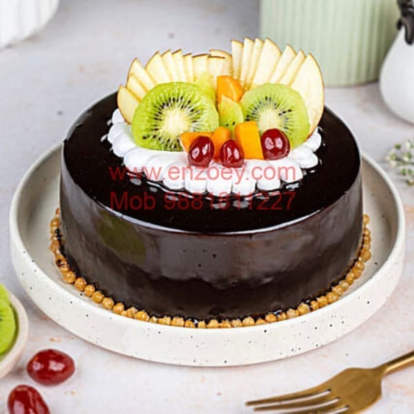 Choco Fresh Fruit Egg Less Round Shape Cake For Any Occasion,Party & Events Celebration