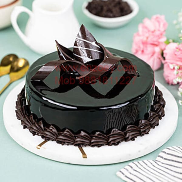 Chocolate Truffle Egg Less Round Shape Cake For Any Occasion,Party & Events Celebration