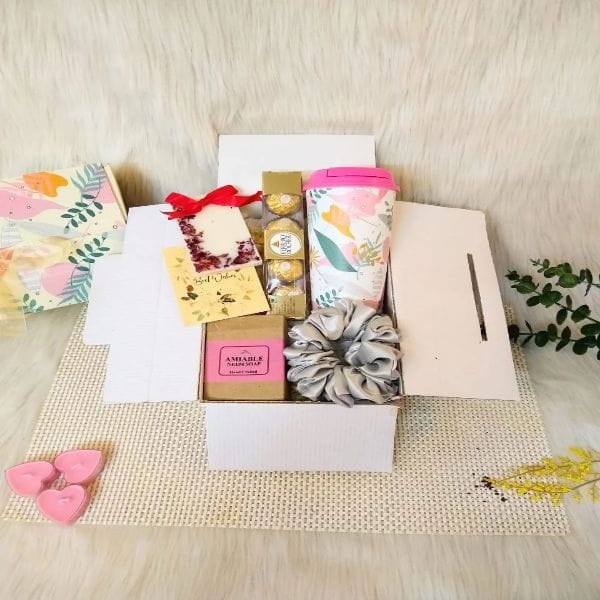 "A Floral Fragrance Box For Her"-Rice husk sipper floral print,Ferraro Rocher,Fragrance bar,Natural Hand made soap,crunchy,Best wishes card. For Festive gift