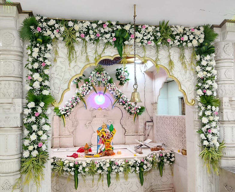 Flowers for gonpati decoration Mixed Flower Decoration